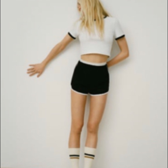 ZARA black / white crop top 🖤🤍🖤🤍 - Picture 3 of 3